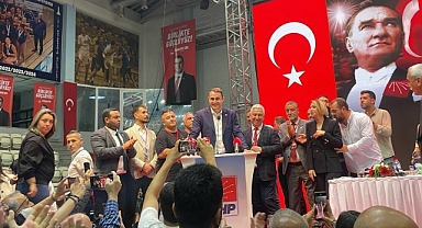 CHP'li Çağatay Güç kongrede fenalaştı! Yere yığıldı