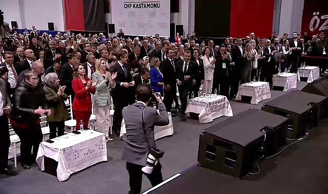 CHP Kastamonu 39. Olağan İl Kongresi... Özgür Özel: Sırf bizi çıldırtmak için dört teğmeni ordudan ihraç ediyorlar