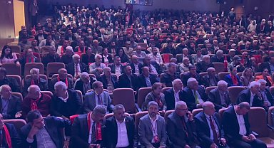 CHP Malatya İl Kongresi’nde Barış Yıldız güven tazeledi