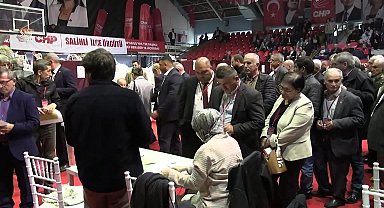 CHP Manisa 39. Olağan İl Kongresi… Oy kullanma işlemi başladı