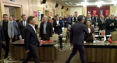 CHP'nin TBMM Grubu Çalışma ve Değerlendirme Toplantısı... Özgür Özel: Milletimize söz veriyoruz, o sandığı kimseye kaptırmayacağız