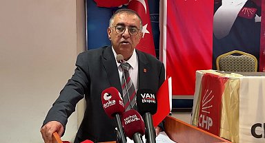 CHP Van 39. Olağan İl Kongresi'nde Seracettin Bedirhanoğlu yeniden il başkanı seçildi