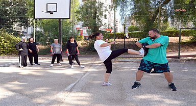 Çukurova Belediyesi’nin kadınlara yönelik açtığı ücretsiz savunma kursuna yoğun ilgi