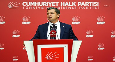 Deniz Yücel: CHP siyasallaşan yargı kararları ile sindirilebilecek bir parti değil