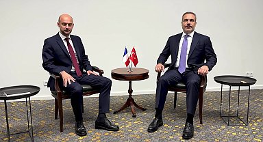 Dışişleri Bakanı Fidan, Fransa Dışişleri Bakanı Barrot ile Lüksemburg’da bir araya geldi