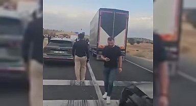 Diyarbakır’da tarım işçilerini taşıyan kamyonetin karıştığı kazada 3’ü çocuk 14 kişi yaralandı