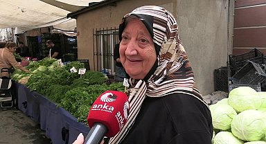 Dünya Yoksullukla Mücadele Günü'nü ANKA'ya değerlendiren Kasımpaşalı yurttaşlar: Eskiden Afrikalıların durumunu düşünürken şimdi kendi insanımızı düşünüyoruz