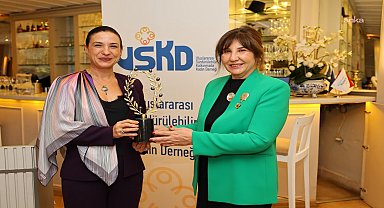 Efes Selçuk Belediye Başkanı Sengel, Efes Tarlası Yaşam Köyü’nü sürdürülebilir kalkınma projesi olarak tanıttı