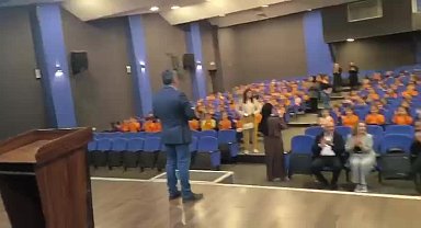 Esenyurt Kent Konseyi Gençlik Meclisi bir günde iki kütüphane açtı