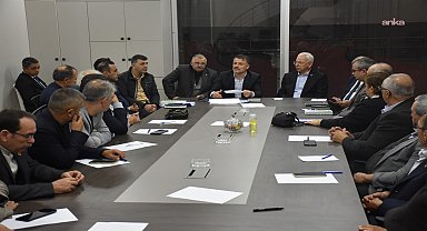 Gemlik’te muhtarlar, geniş katılımlı toplantıda bir araya geldi