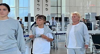 İsrail: Greta Thunberg dahil 171 aktivist sınır dışı edildi