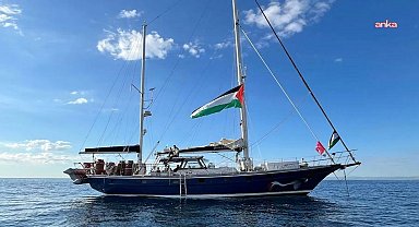 İtalya’nın ardından İspanya da Küresel Sumud Filosu’na dönün çağrısı yaptı: Donanma gemileri yüksek riskli bölgeye girmeyecekler