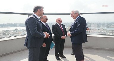 İYİ Parti heyeti İstanbul Sanayi Odası'nı ziyaret etti