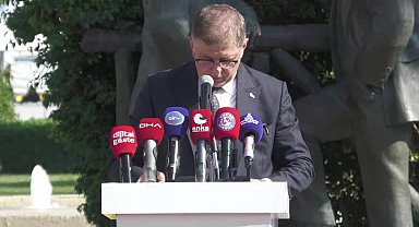 İZKİTAPFEST-6. İzmir Kitap Fuarı ve 9. İzmir Uluslararası Edebiyat Festivali açıldı