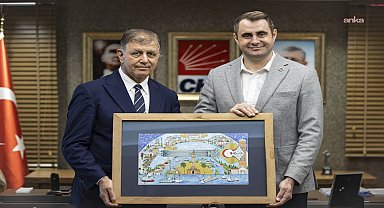 İzmir Büyükşehir Belediye Başkanı Tugay’dan CHP İl Başkanı Güç ve yönetimine hayırlı olsun ziyareti