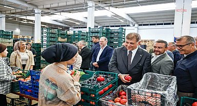 İzmir Büyükşehir Belediye Başkanı Tugay: Gelecek çalışarak güzel olacak