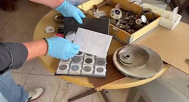 İzmir’de kaçakçılık operasyonu: 20 milyon liralık tarihi eser ele geçirildi 