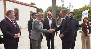 “İzmir Seninle” gönüllü mentörlerini arıyor