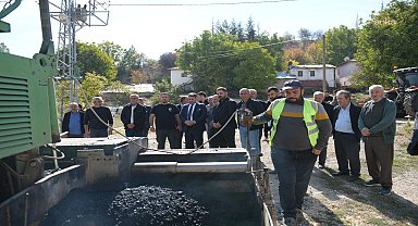 Kahramankazan Belediyesi, ilçe genelinde başlattığı asfalt çalışmalarını sürdürüyor