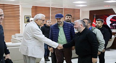 Karadeniz Ereğli Belediye Başkanı Posbıyık, ilçede etkili olan yağmurun ardından Un Pazarı esnafını ziyaret etti