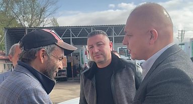 Kırıkkale Belediye Başkanı Ahmet Önal, çöp kovalarını yıkayarak temizleyen vatandaşa teşekkür etti