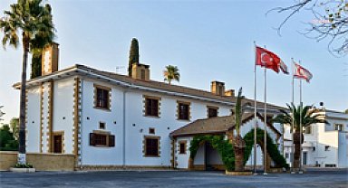 KKTC, cumhurbaşkanı seçimi için sandık başında