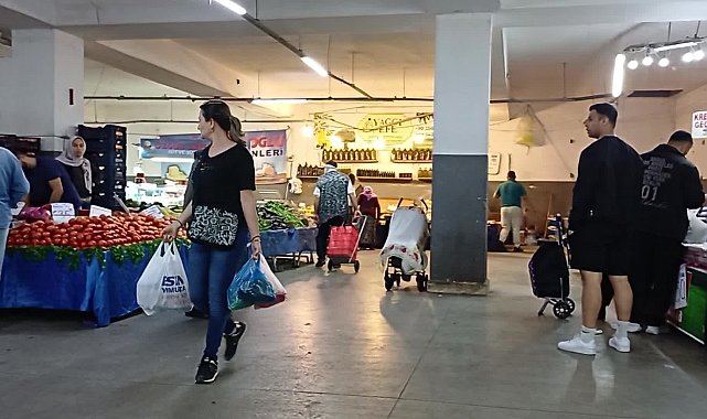 Kuşadası Belediyesi'nden pazar yerlerinde süt ve süt ürünleri denetimi