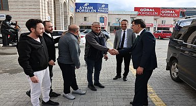 Kütahya Belediye Başkanı Kahveci’den Çiniciler Çarşısı’na ziyaret