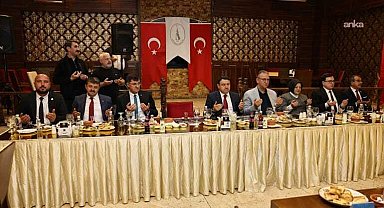 Kütahya Belediye Başkanı Kahveci, muhtarlarla bir araya geldi