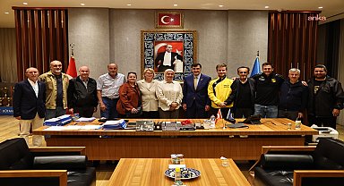 Kütahya Belediye Başkanı Kahveci, Nienhagen Heyetini ve Yeşilçay Spor Kulübü’nü ağırladı