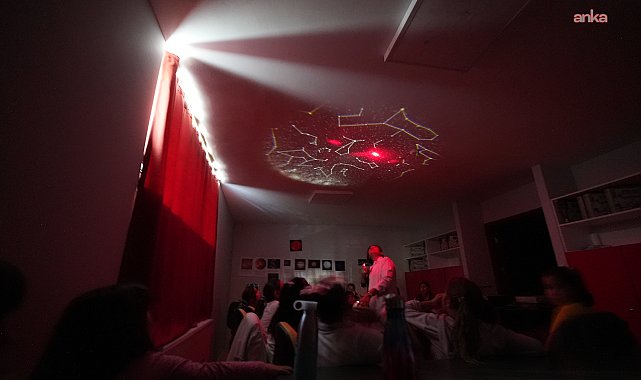 Maltepe'de çocuklar uzay bilimleriyle tanıştı