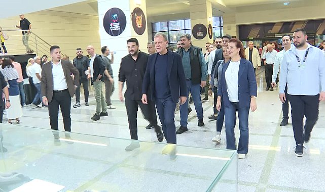Mersin Büyükşehir Belediye Başkanı Seçer, MSK-Tofaş karşılaşmasını izledi