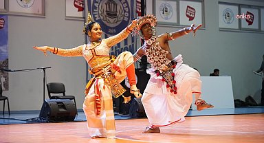 Milas'ta Uluslararası Halk Oyunları Gecesi 