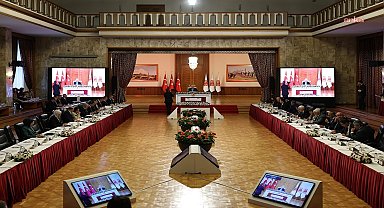 Milli Dayanışma, Kardeşlik ve Demokrasi Komisyonu... MEBYA-DER Diyarbakır Şube Başkanı Dengiz: Kimliği belirsiz olmasından kaynaklı yüzlerce mezar var