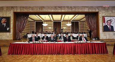 Milli Dayanışma, Kardeşlik ve Demokrasi Komisyonu... Oral Çalışlar: Sayın Devlet Bahçeli’nin çıkışı, meselenin çözümü bakımından hepimiz için faydalı olacak bir ışık halinde geldi