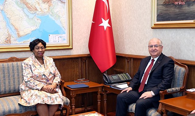 Milli Savunma Bakanı Güler, Güney Afrika Savunma ve Gaziler Bakanı Angelina Motshekga ile bir araya geldi