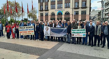 Ordu’da, mahkeme kararına rağmen Ünye, Fatsa, Perşembe ve Gülyalı sahillerinde süren dolgu çalışmalarına tepki gösterildi