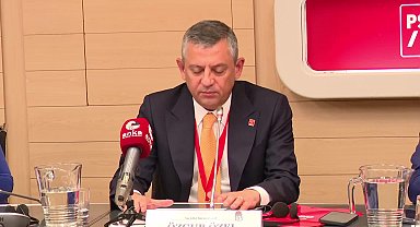 Özgür Özel, Sosyalist Enternasyonal Prezidyum toplantısında konuştu: “Otoriterlik, enternasyonal dayanışma ve mücadele karşısında yenilmeye mahkumdur”