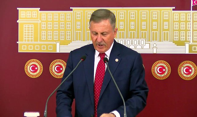 Selçuk Özdağ, Vakıflar Kanunu'nda değişiklik öngören teklife tepki gösterdi: Bu düzenleme muhalif belediyelerin iş yapmasını engellemek için yapılıyor