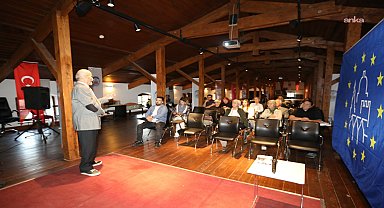 Selçuk'ta Mustafa Büyükkolancı 50 yıllık arkeoloji yolculuğunu anlattı