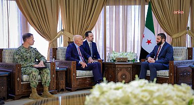 Suriye Geçici Cumhurbaşkanı Şara, ABD'nin Suriye Özel Temsilcisi Barrack ve CENTCOM Komutanı Cooper ile görüştü