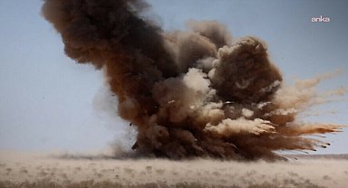 Suriye’nin Deyrizor kentinde Enerji Bakanlığı otobüsüne saldırı: 4 kişi öldü, 9 kişi yaralandı 