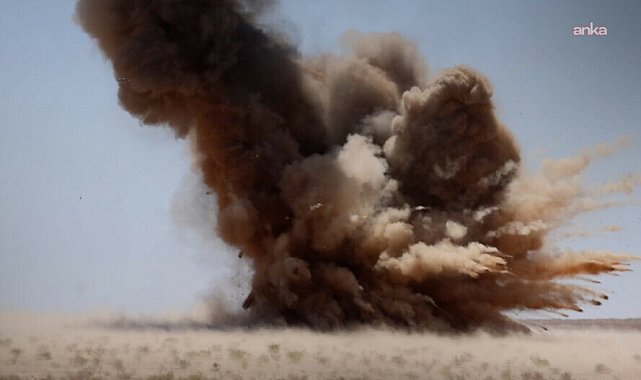 Suriye’nin Deyrizor kentinde Enerji Bakanlığı otobüsüne saldırı: 4 kişi öldü, 9 kişi yaralandı