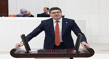 TELE 1 Televizyonuna kayyum atanmasına tepki... Ensar Aytekin: TELE 1'e el koymak hukukun değil iktidarın sopasıdır