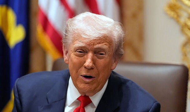 Trump'tan Putin ve Zelenskiy'e çağrı: Öldürmeyi bırakın, anlaşın!