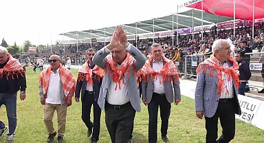 Turgutlu Belediyesi Yağlı Güreşleri’nde Kırkpınar coşkusu 