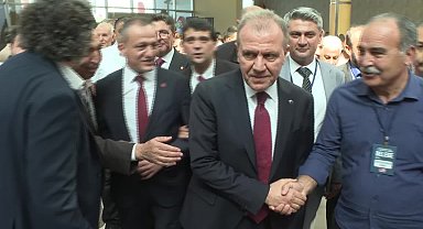 Vahap Seçer, CHP 39. Mersin Olağan İl Kongresi’nde konuştu: “Mesele artık ekonomi değil; derin yoksulluk”