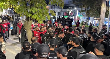 Van'da işten çıkarılan işçilerin eylemi 69'uncu gününde: “Kayyumlar gidecek, emekçiler dönecek”