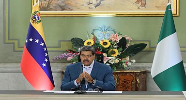 Venezuela Devlet Başkanı Maduro: “Venezuela, hiçbir zaman başka bir devletin arka bahçesi olmayacak; dış tehditlere karşı ‘olağanüstü hal’ ilan etmeye hazırız” 