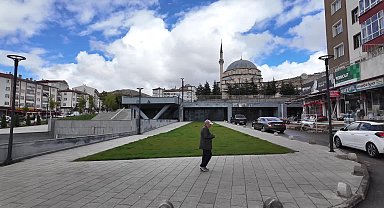 Yozgat’ta Çapanoğlu Büyük Camisi çevre düzenleme çalışması bir türlü tamamlanamadı